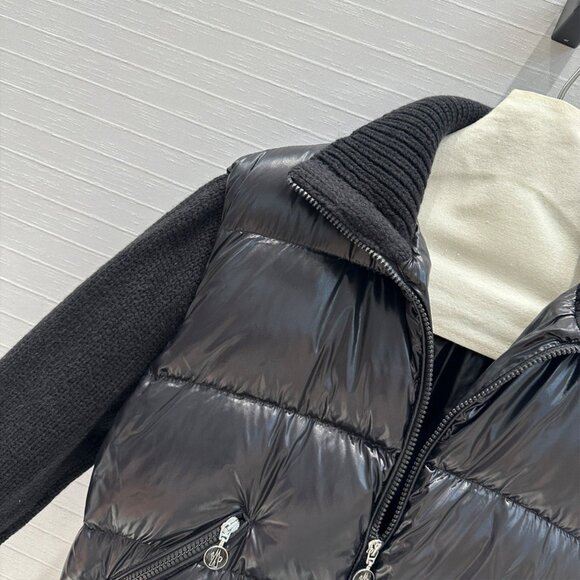 Moncler black Down Jacket featuring Knit Sleeves - Picture 6 of 9